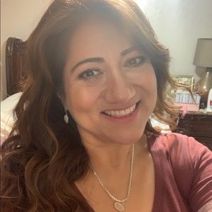Meet your Posher, Veronica